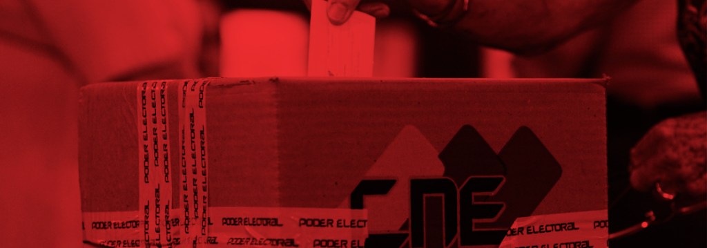 Democracia suspendida